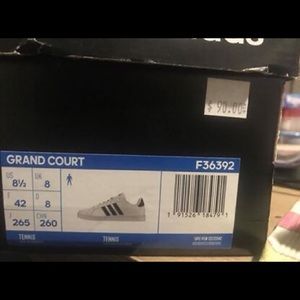 Shoes adidas 8.5 new